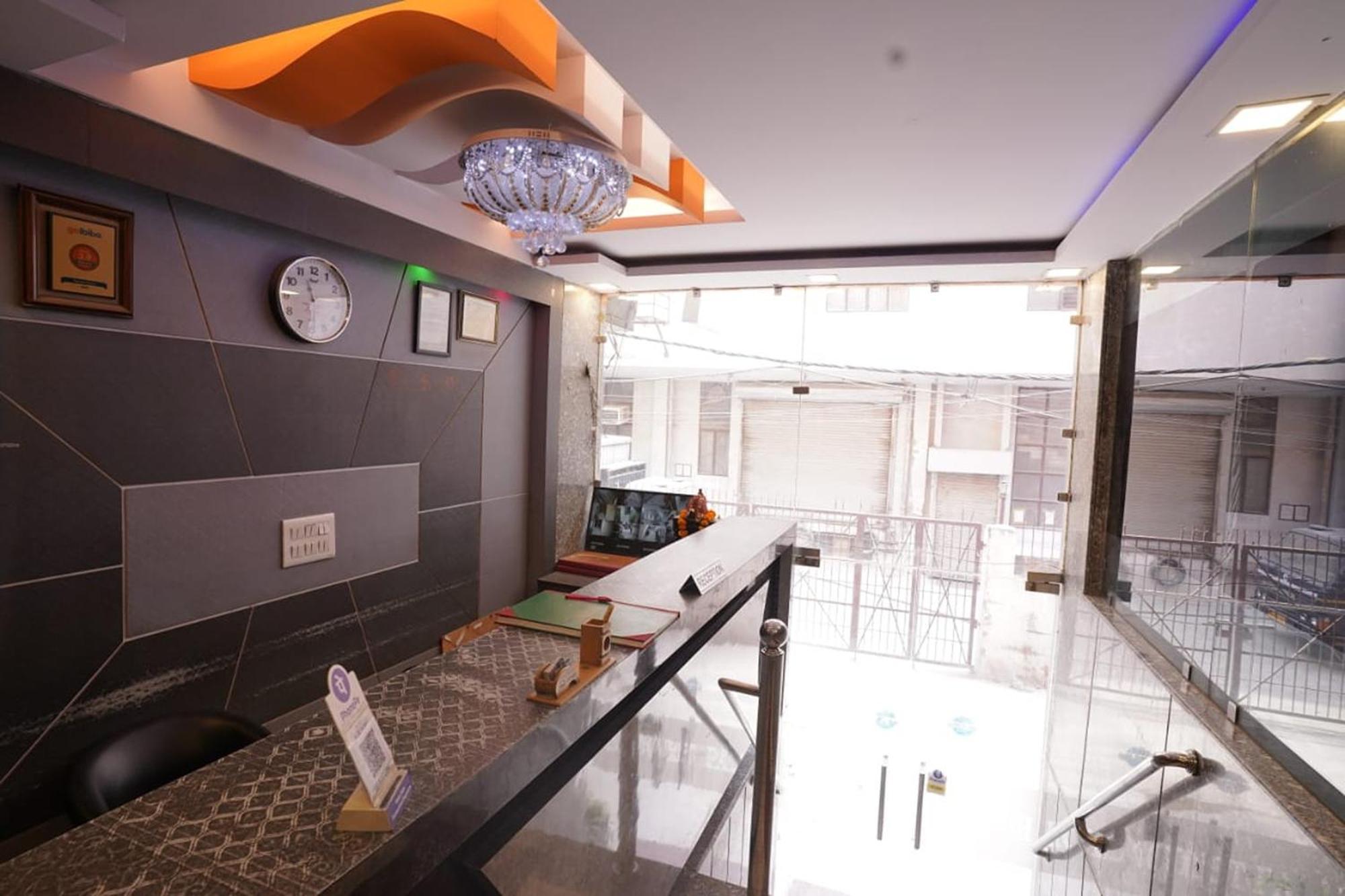 9150旅行宫殿酒店 新德里 外观 照片